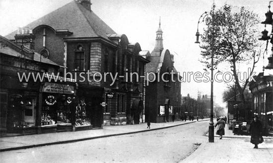 The Public Library & Baths, High Street, Walthamstow. c.1912